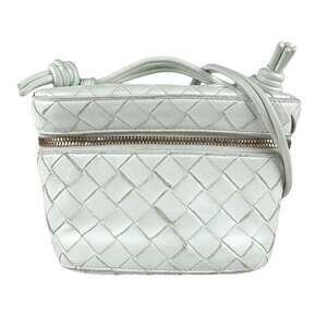 BOTTEGA VENETA Green Leather Intrecciato Vanity Bag